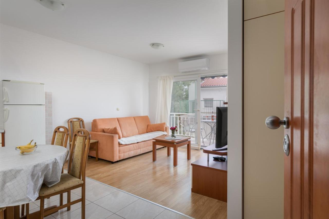 Mar18 Apartment