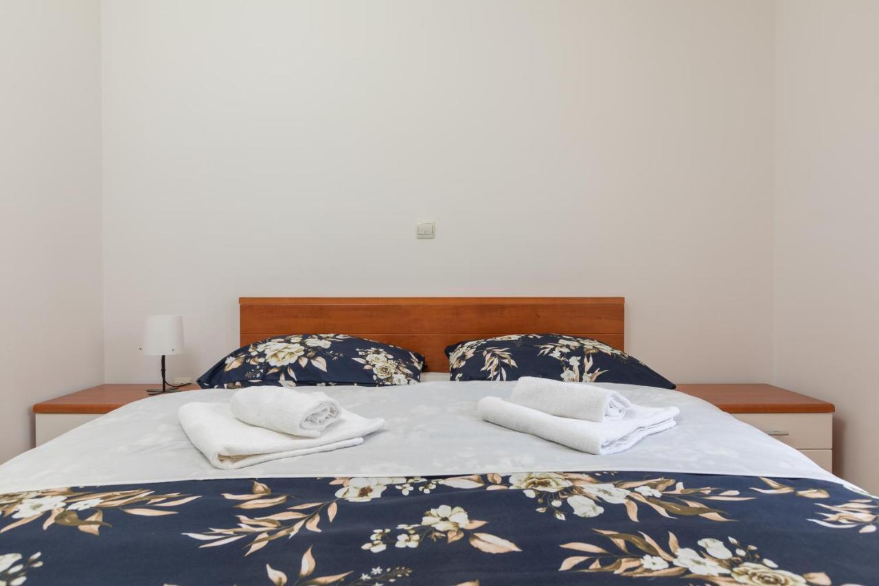 Mar18 Apartment